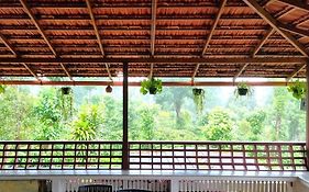 Heights Farm Stay - Nature Stay Near Madikeri